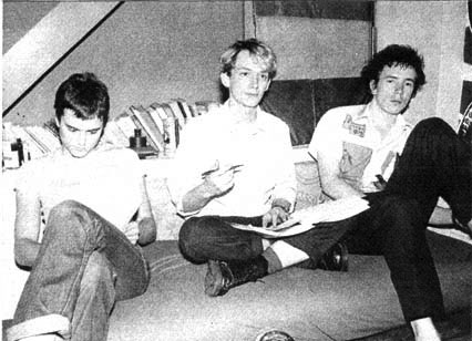 Jim Walker, Keith Levene, John Lydon in Gunter Grove 1978 © Dennis Morris